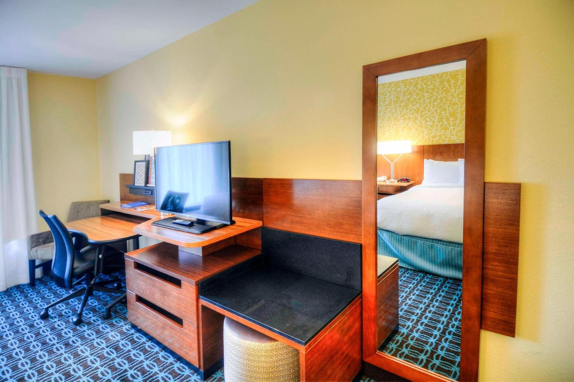 Fairfield Inn & Suites By Marriott Принстон Экстерьер фото