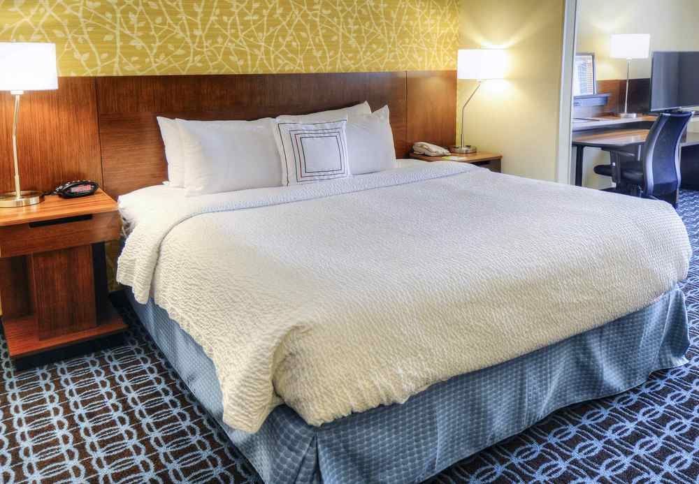 Fairfield Inn & Suites By Marriott Принстон Экстерьер фото
